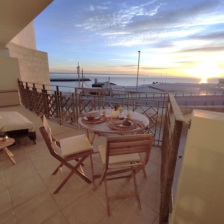 Potato Beach Apartment At Beach Front & Sea View ラゴス エクステリア 写真